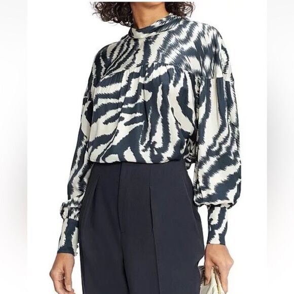 Maison d’ Amelie Women’s Small Blue Cream High Neck 5 Button Cuffs Blouse Sz Sm - Picture 14 of 14